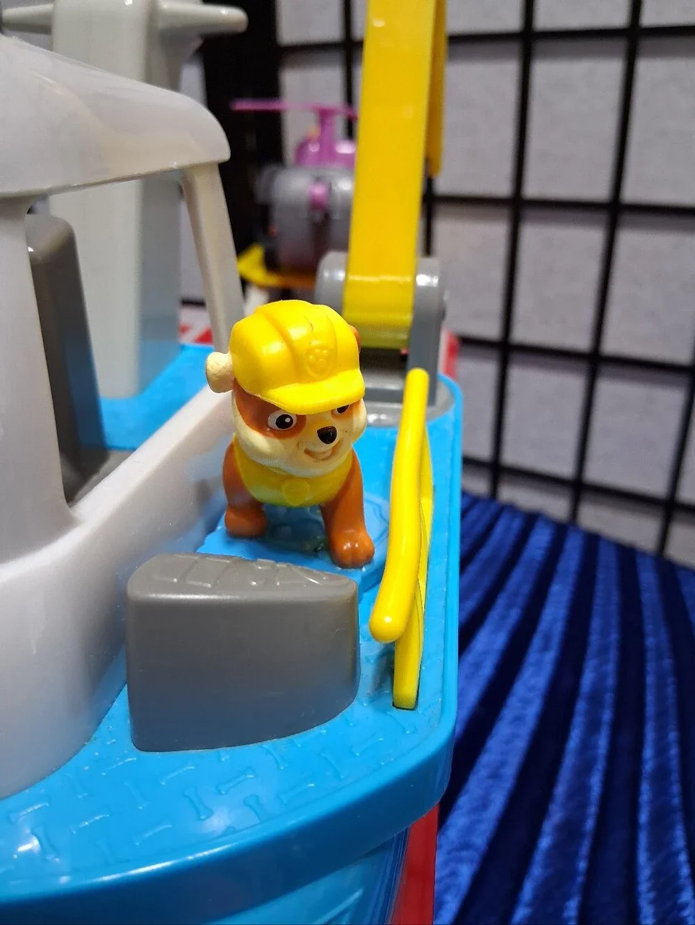 PAW Patrol Red Rescue Boat Toy with - Light and Sounds